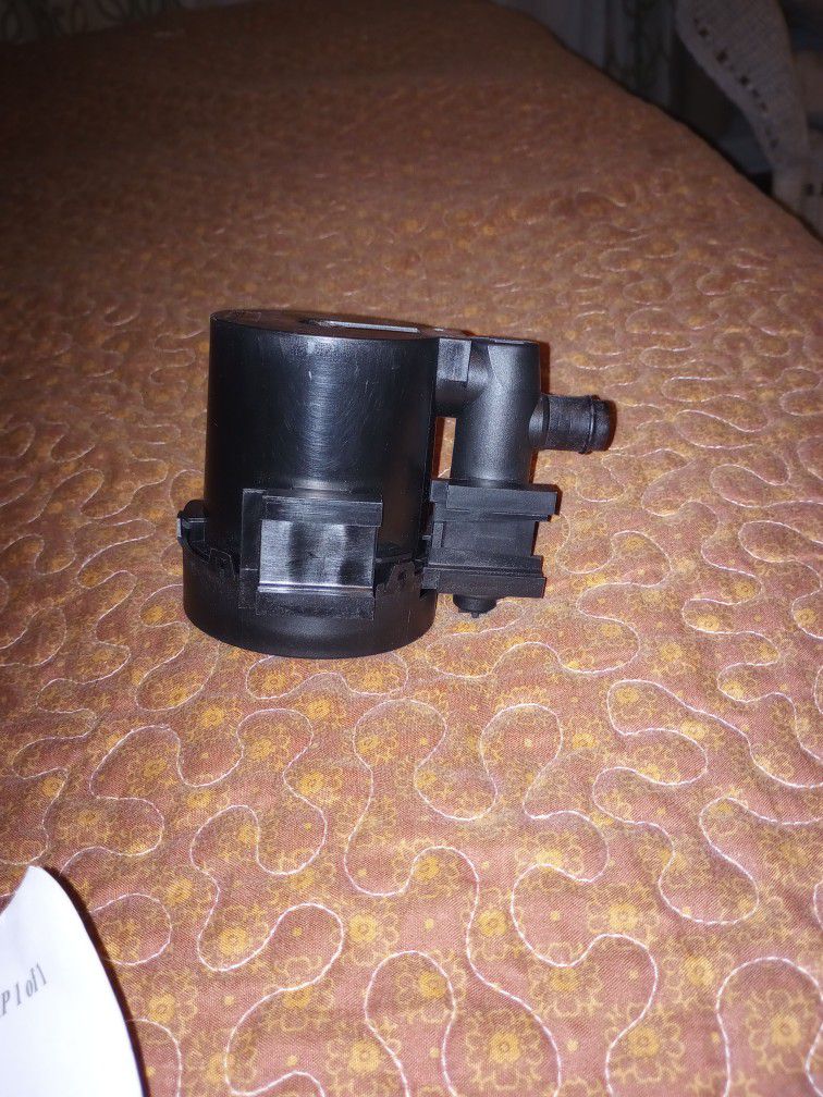 AC DELCO (contact info removed) VAPOR CANISTER VENT SOLENOID
