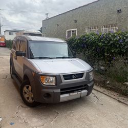 2004 Honda element