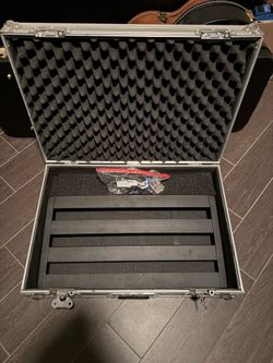 Pedaltrain 2 Guitar Pedal Board and Board Travel Case