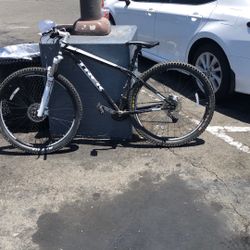 Xcaliber Mountain Bike Trek 