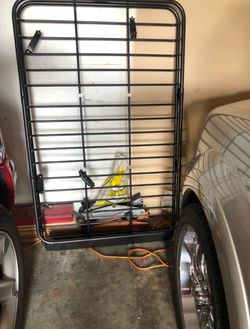 Universal roof rack