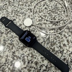 Apple Watch Series 9 45mm