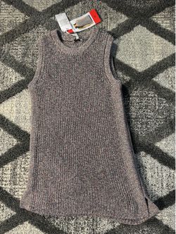 New Women’s Shirt medium