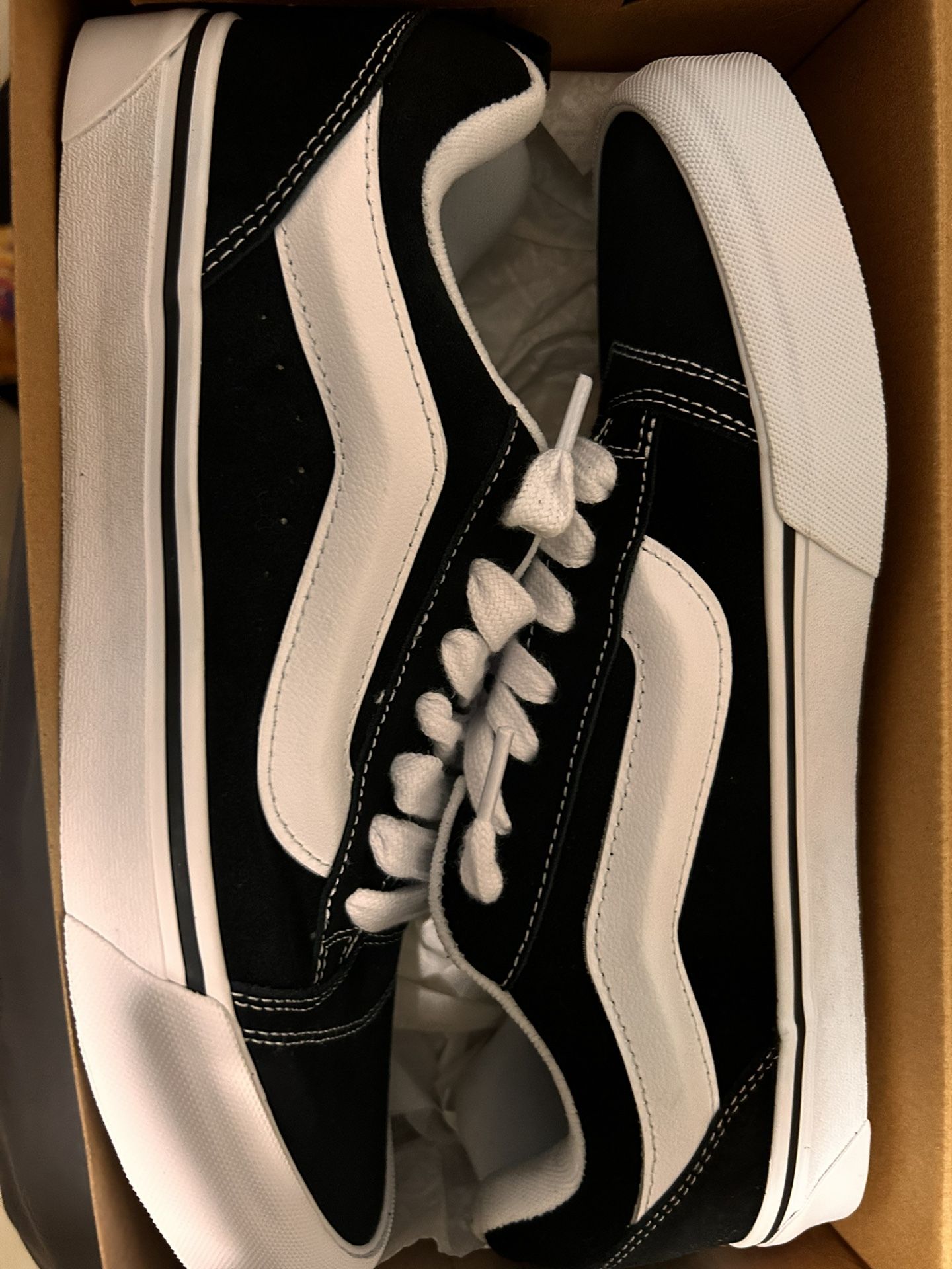 Knu Skool VANS Size 12