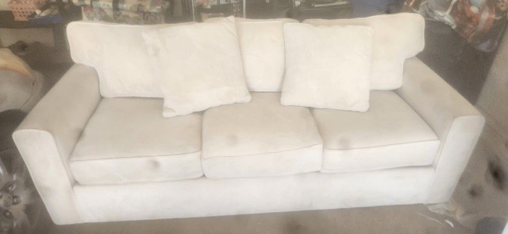 Sofa/ Couch