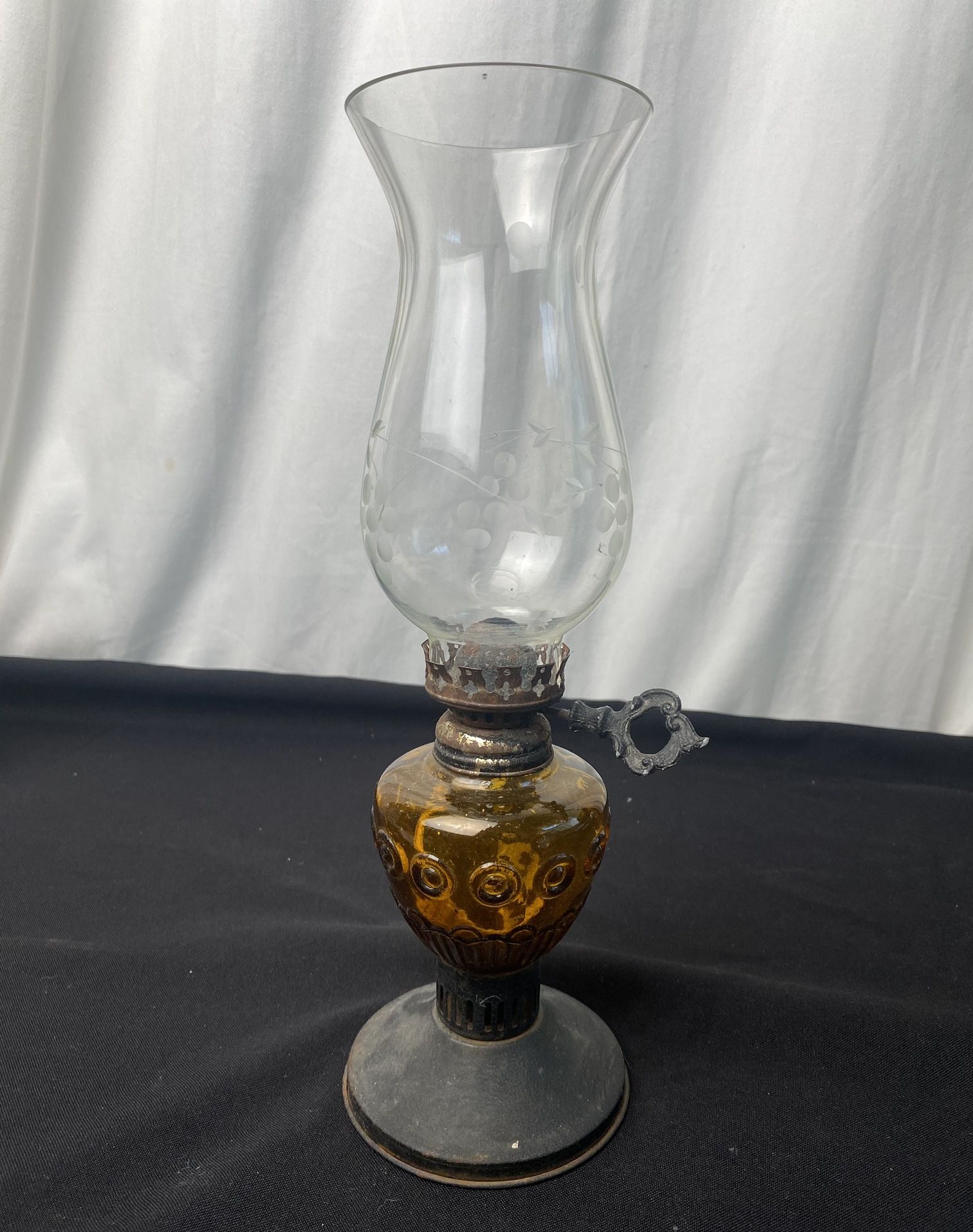 Antique 1920’s Amber Glass Kerosene Oil Lamp W/ Crystal Etched Top Vintage (Rare Collectors Item!)