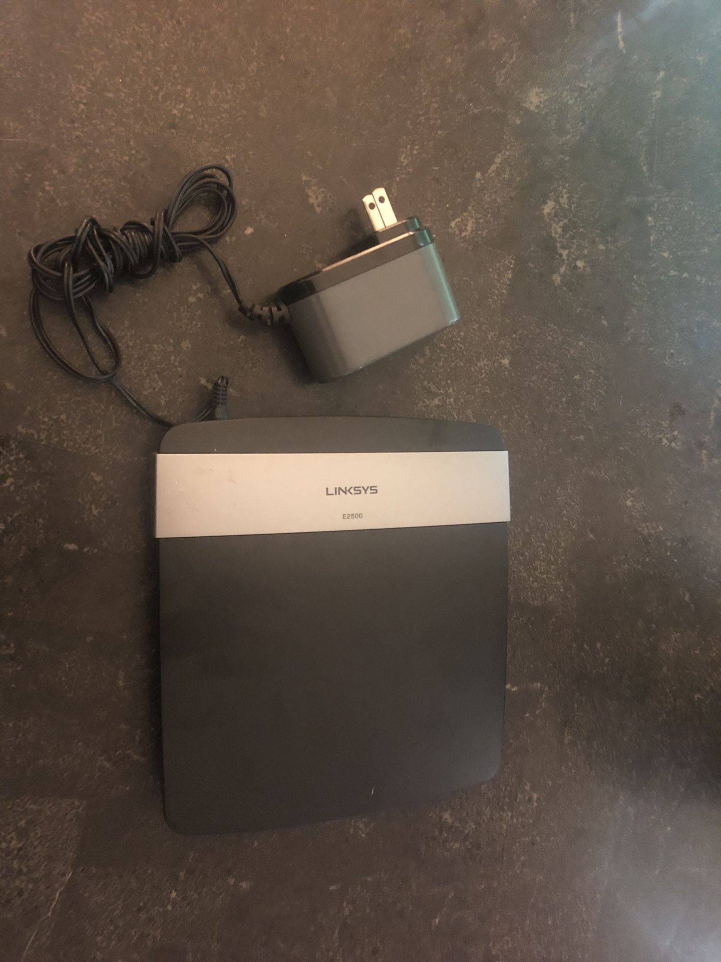 Linksys E2500