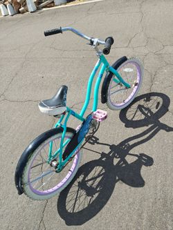 Girls 20' bike
