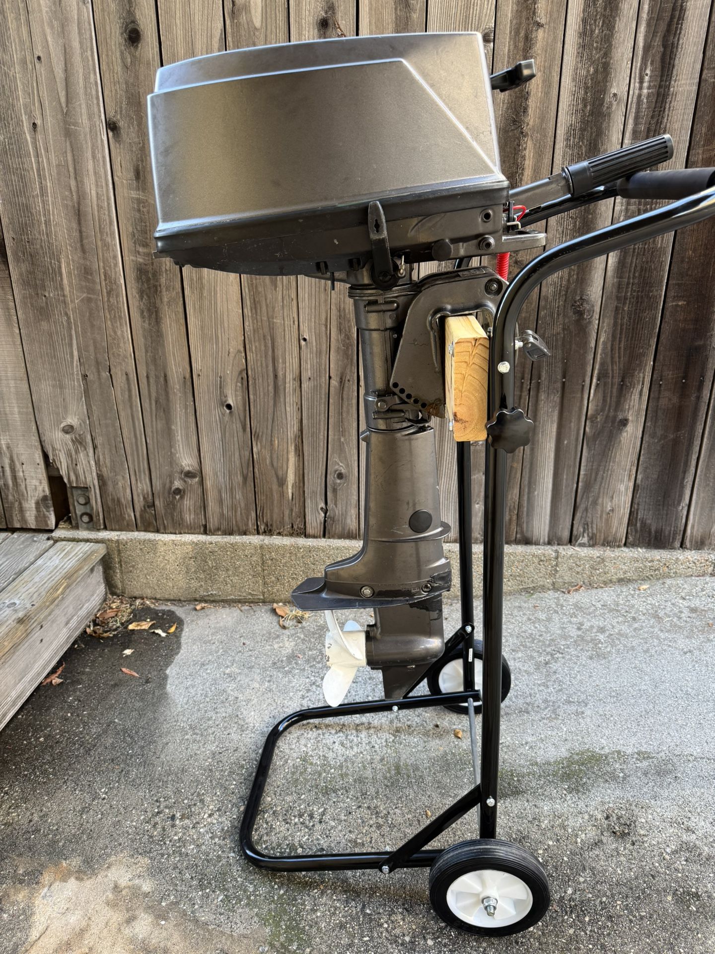 Tohastu 5 Hp 2 Stroke Outboard
