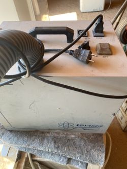 Voyager Vaniman 2 Speed Dust Vacuum