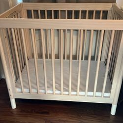 Babyletto Mini Crib 