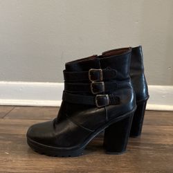 Heel Boot Black