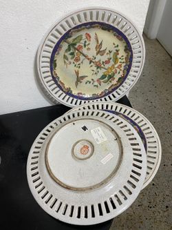 SET DE PLATOS ANTIGUO CALADO DE PORCELANA FILETEADA