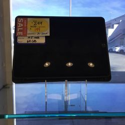 TABLET APPLE MODEL #NQDDT2LL/A (64GB)