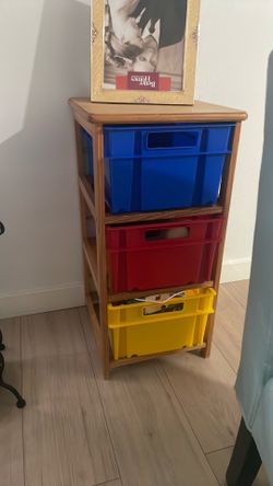 End table or storage cabinet