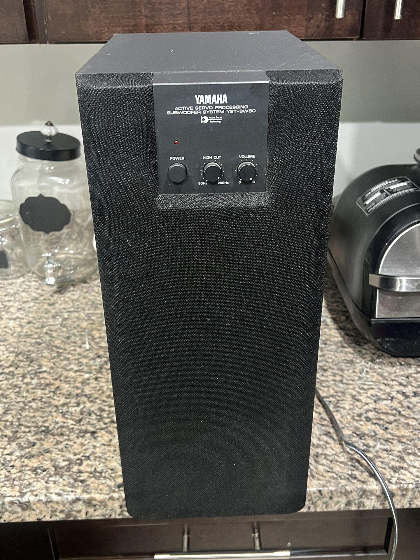 Yamaha YST-SW60 Active Powered Servo Subwoofer Sub Speaker Audio System
