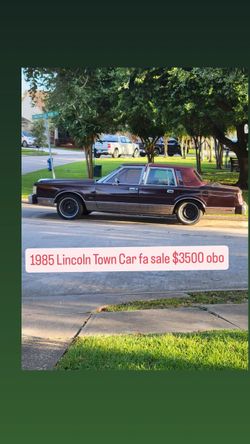 1985 Lincoln Town Car