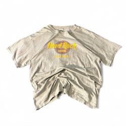 Vtg Hard Rock Hotel graphic tee