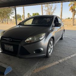 Ford Focus SE