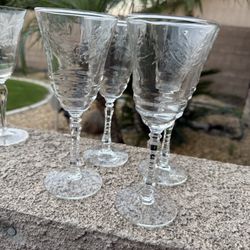 4 Thick Glass Cups 