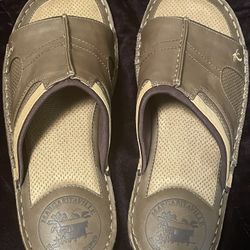 Margaritaville St. Martin Men s Leather Slide Sandals 10M for Sale in Chicago IL OfferUp