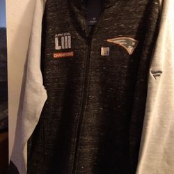 PATRIOTS 2XL ZIP-UP * SALE NOW*