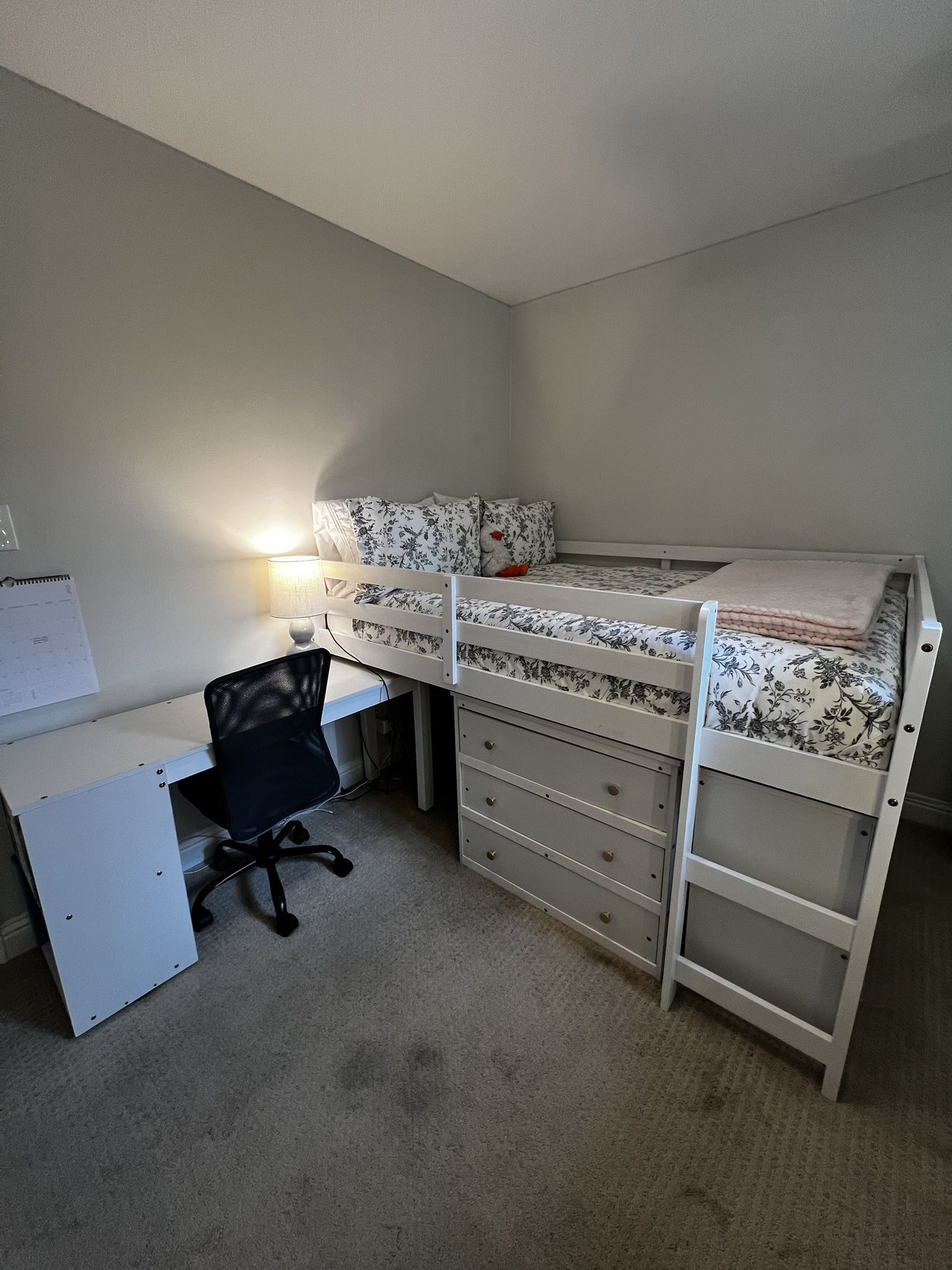 Full size loft Bedroom Set (Mattress NOT Included)