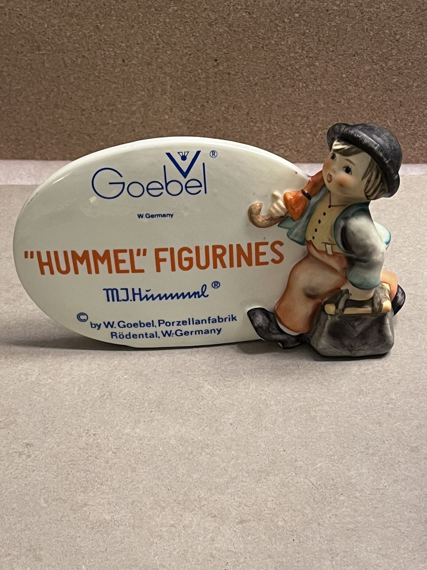 Hummel Goebel Merry Wanderer Dealer Plaque Sign TMK5 Mint