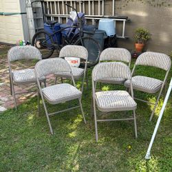 6 Folding Chairs. Good Condition.