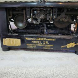 Antique Typewriter 
