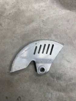 Suzuki drz 400 sm Devol rear brake guard