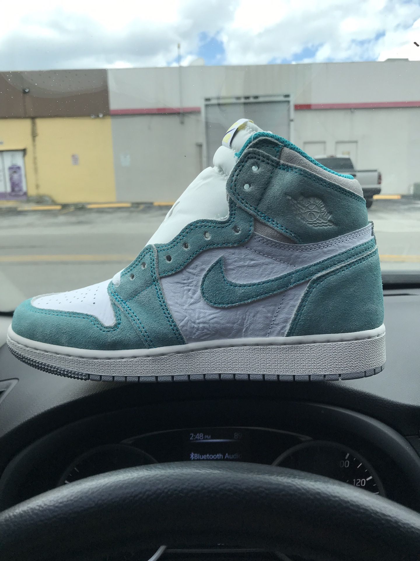 Air Jordan 1 Turbo Green GS Sizes 4.5 & 6.5