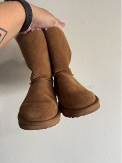 Women Ugg Size 5 Chestnut
