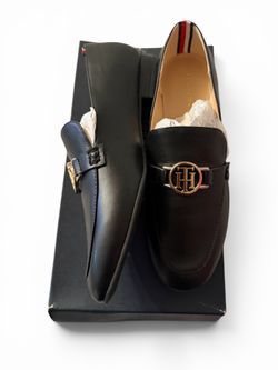 NEW Tommy Hilfiger Loafers