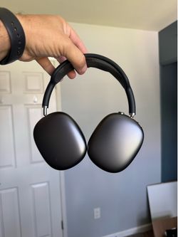 1st Gen AirPods Max