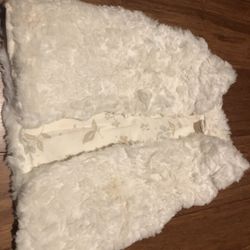 Carter’s Fur Faux Vest Girls Size 2T