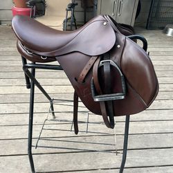 16.5 Ansley Jump Saddle 