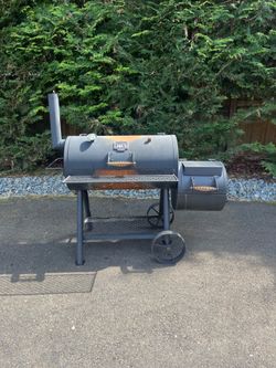 Oklahoma Joe's Highland Offset Smoker – Heavys Duty BBQ Smoker