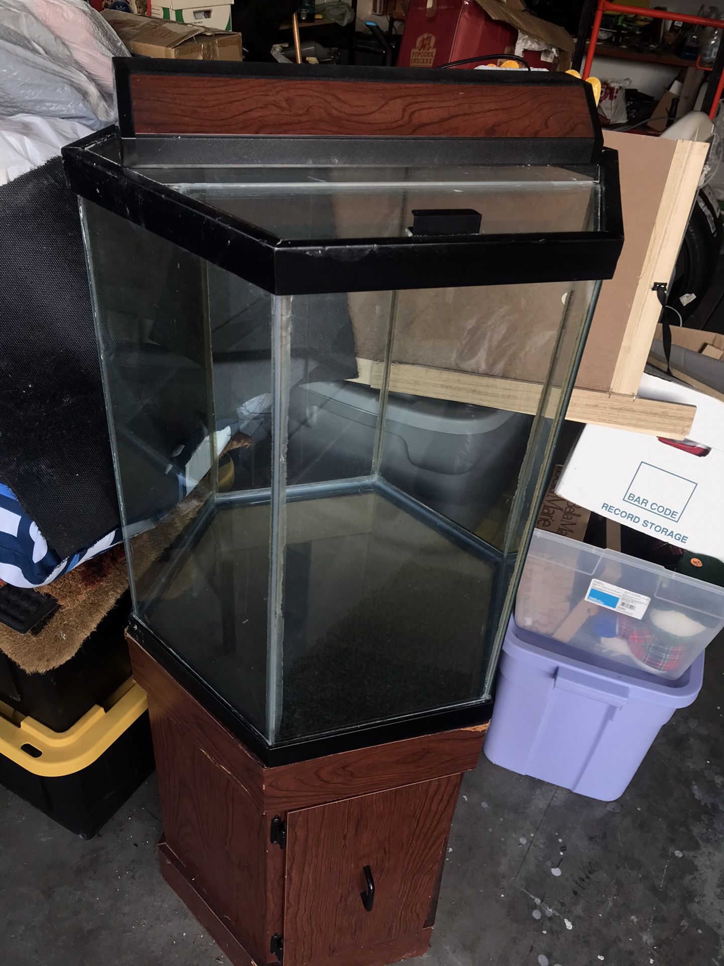 Octagon Aquarium 35 Gallons