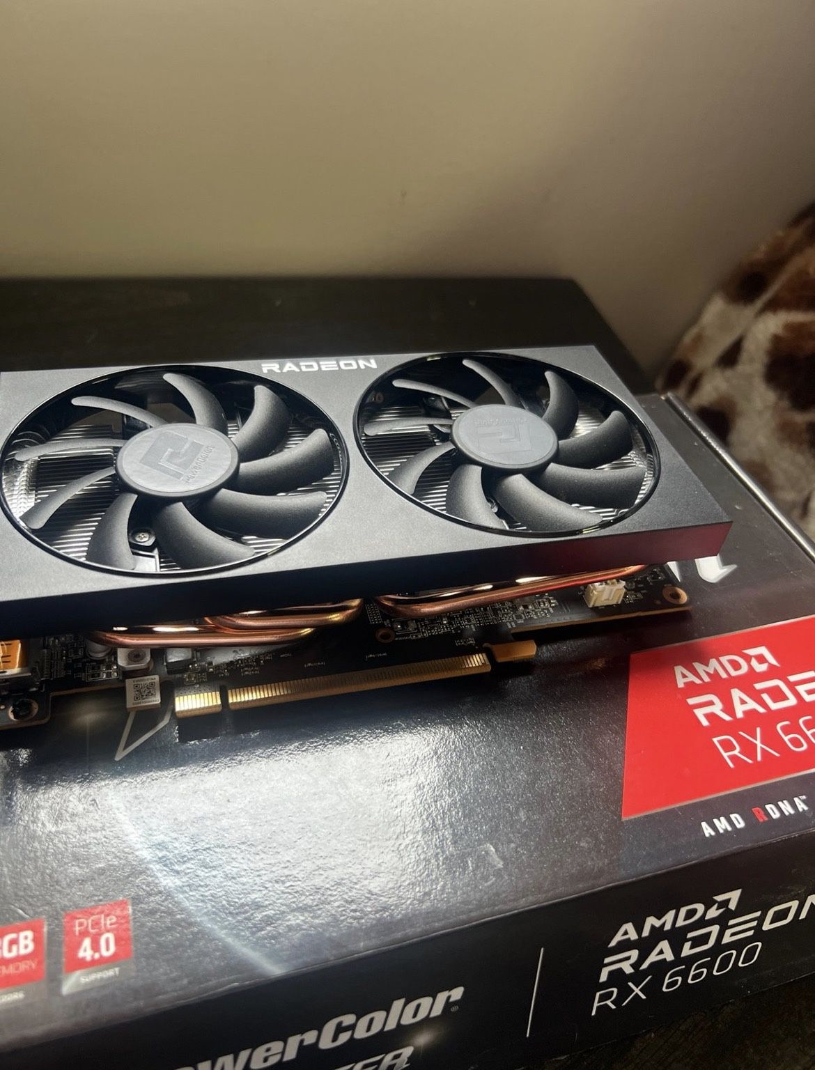 AMD RADEON RX 6600 (READ THE DESCRIPTION)