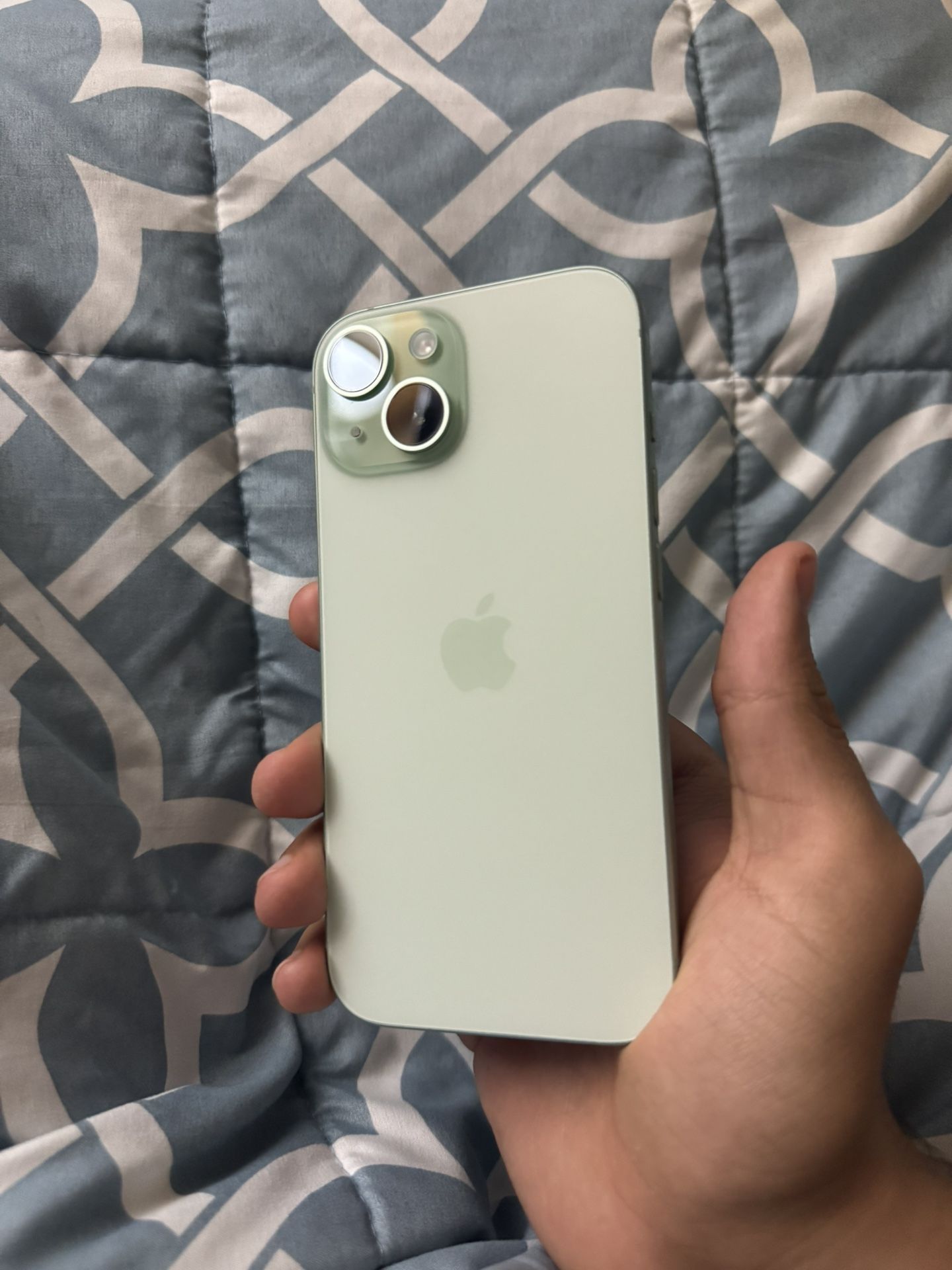 iphone 15 basically new