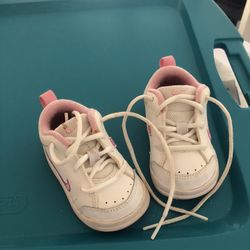 Baby Nike