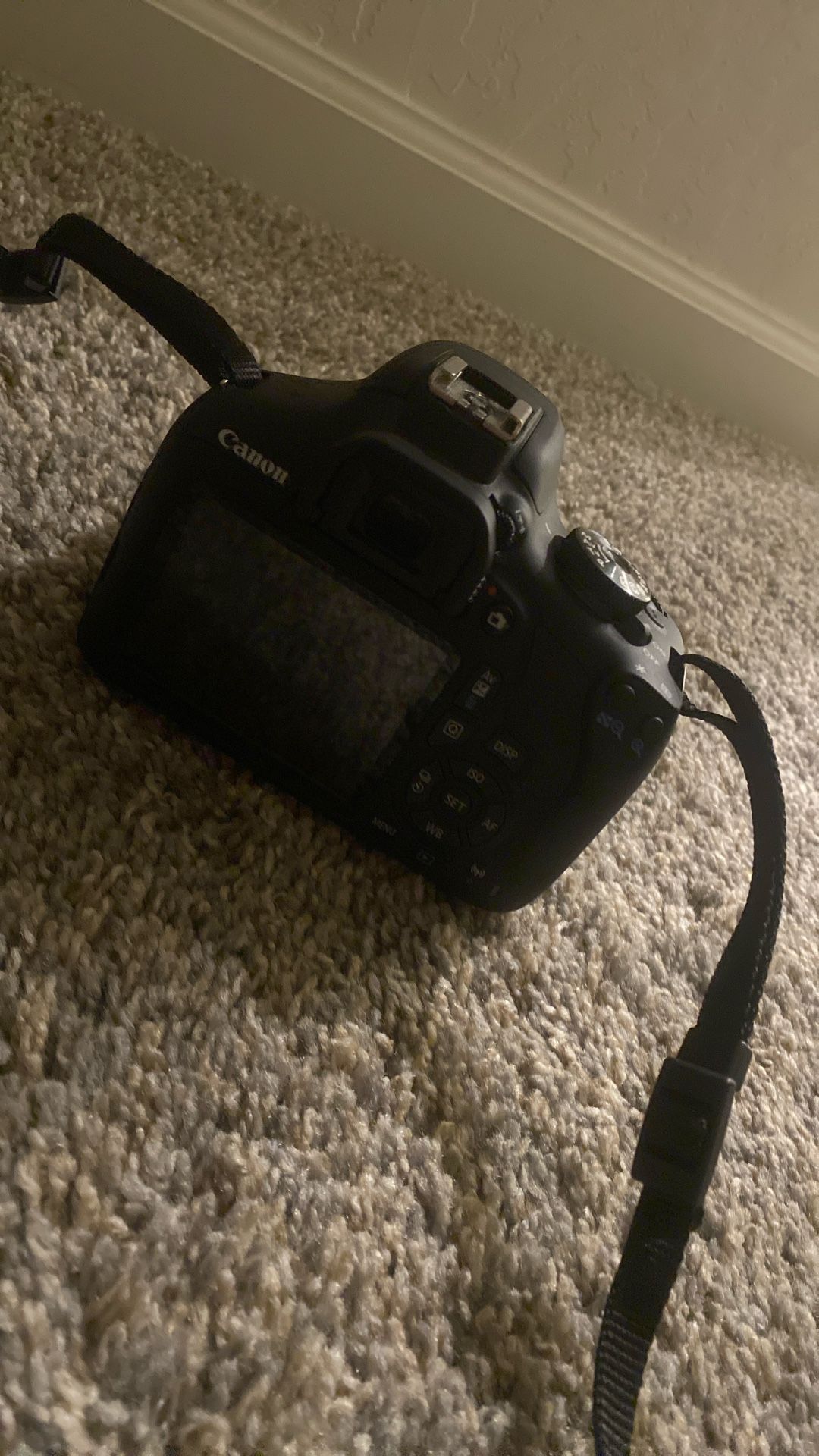 Canon 2000D
