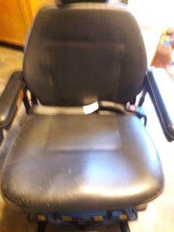 Quantum Q6 Edge Blue Mobility Chair
