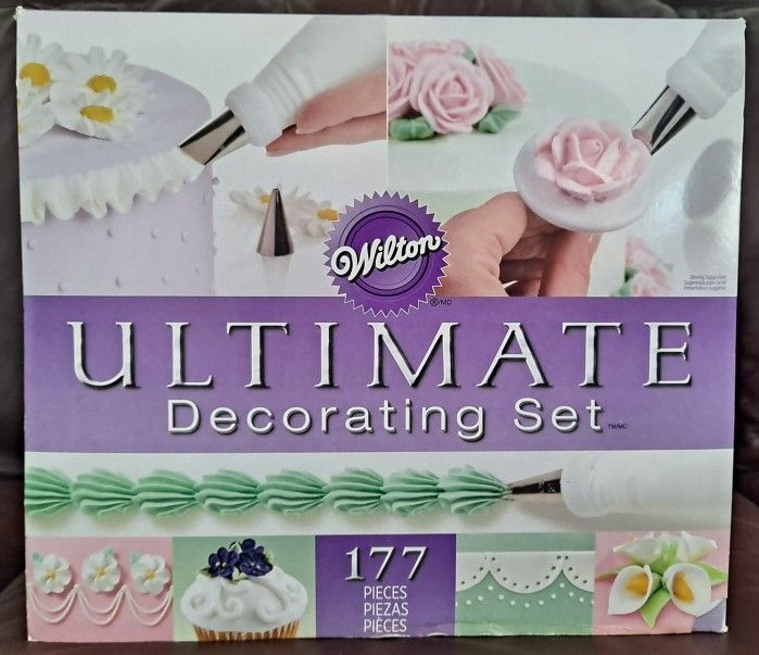 Wilton 177 Piece Ultimate Cake Decorating Set w/Caddy, NEW, Tools, RARE