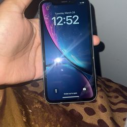 Iphone Xr WITH TIKTOK!!!