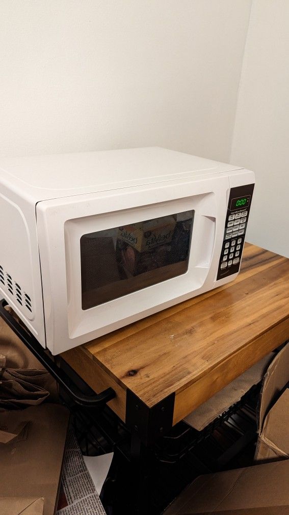 Microwave Hamilton for Sale in Cleveland, OH OfferUp