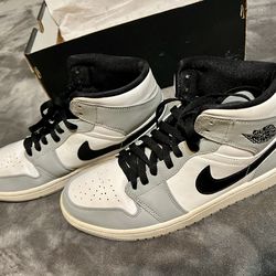 Air Jordan 1 Mid Size 8