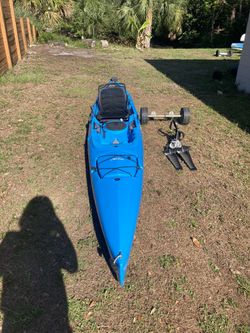 Hobie Revolution 16 Pedal Fishing/touring Kayak