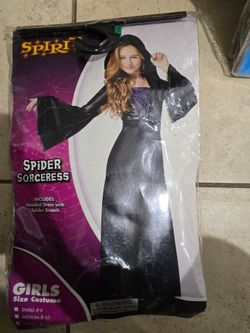 Costume
